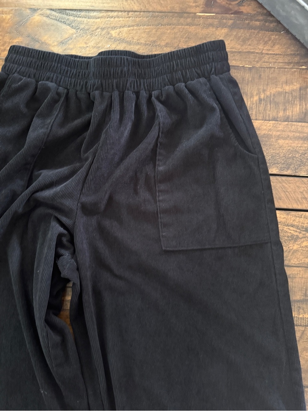 Freeoak Wide Leg Barrel Black Women’s Corduroy Pants - Picture 3 of 7